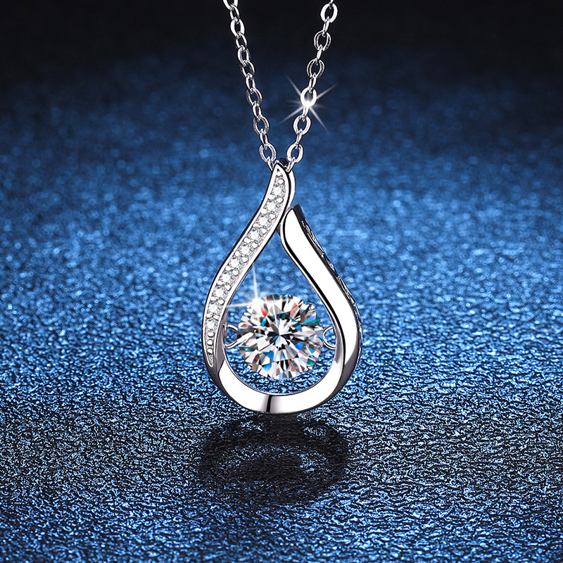 OEM&ODM Customised 925 sterling silver Pendant Moissanite Necklace 1 carat Smart Water drop Moissanite necklace